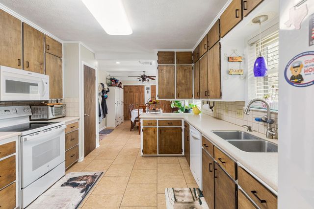 1317 Garden Lane, Bryan, TX 77802