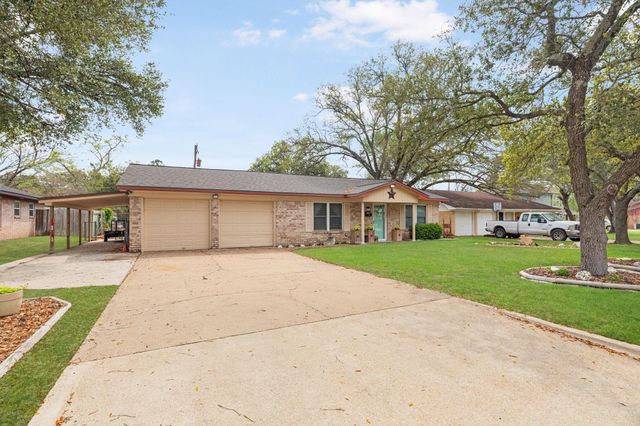 1317 Garden Lane, Bryan, TX 77802