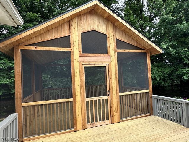 2142 Pearce Circle, Salem, OH 44460