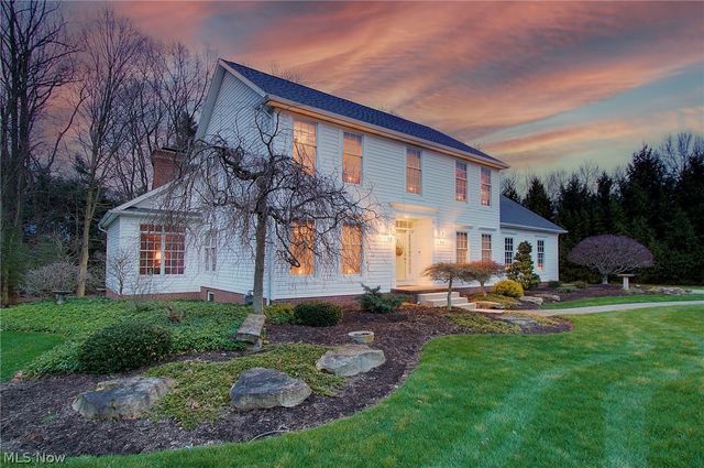 2142 Pearce Circle, Salem, OH 44460