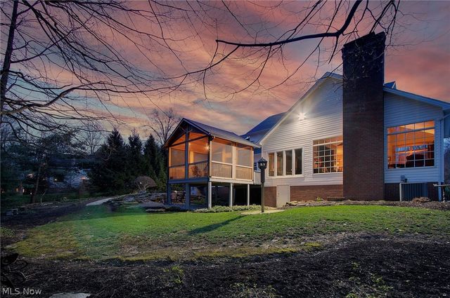 2142 Pearce Circle, Salem, OH 44460