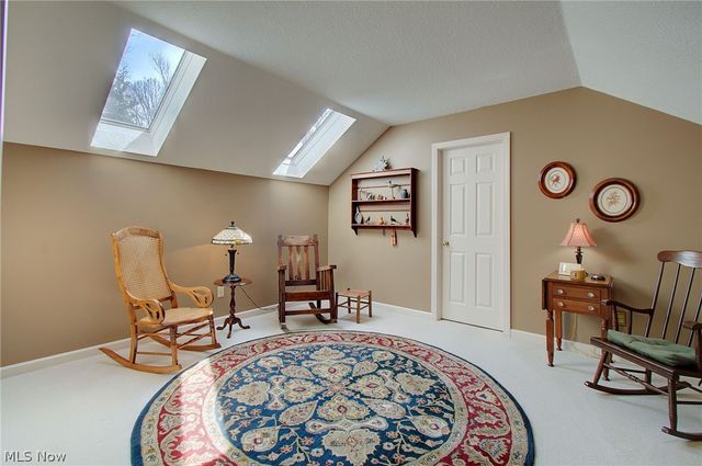 2142 Pearce Circle, Salem, OH 44460