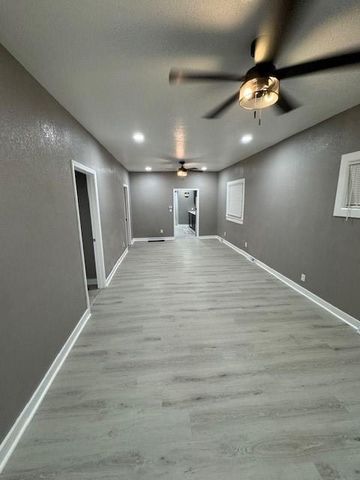 1003 E 9th Street, Pittsburg, KS 66762