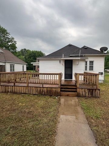 1003 E 9th Street, Pittsburg, KS 66762