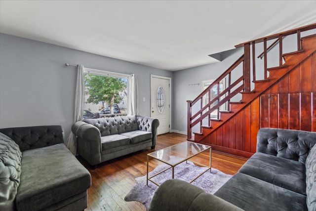 5169 N 56th STREET, Milwaukee, WI 53218