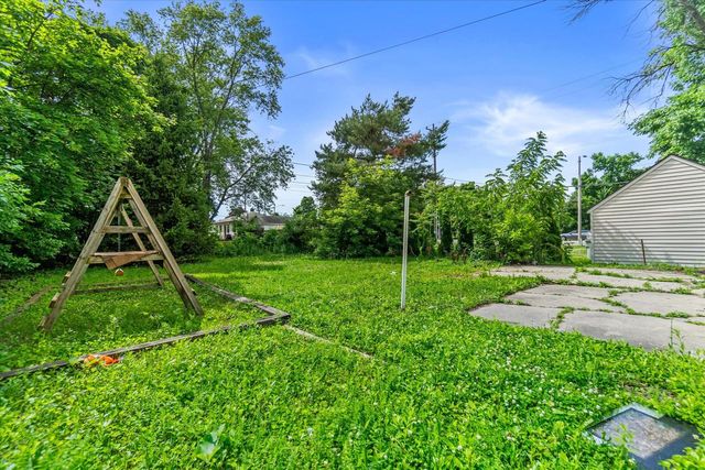 5169 N 56th STREET, Milwaukee, WI 53218
