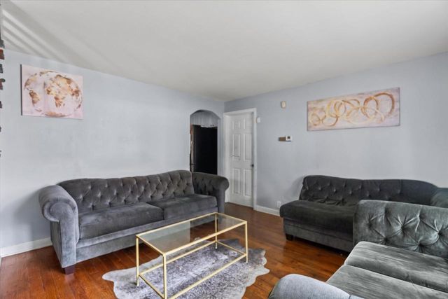 5169 N 56th STREET, Milwaukee, WI 53218
