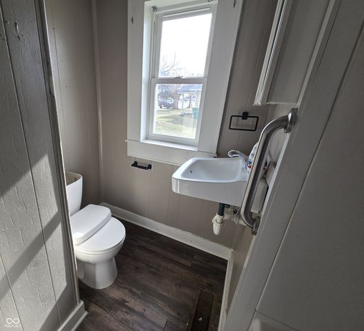 2301 S 19th Street, New Castle, IN 47362