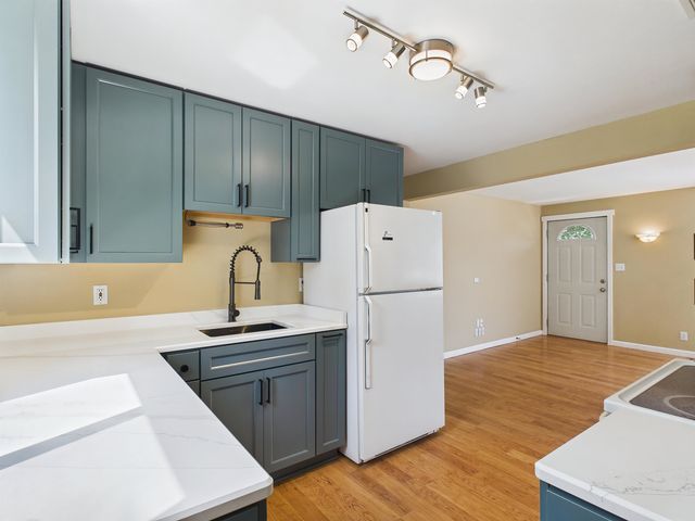 5911 N Braeburn Dr, Spokane, WA 99205