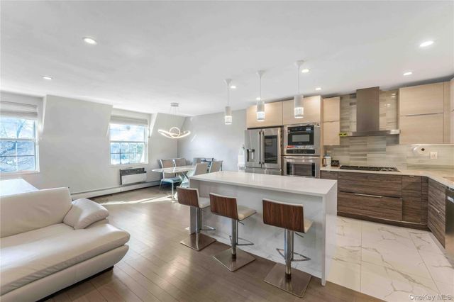 1324 Robin Lane 1195, Bayside, NY 11360