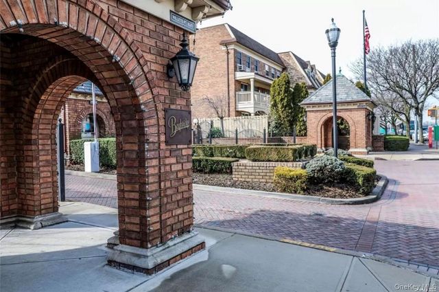 1324 Robin Lane 1195, Bayside, NY 11360