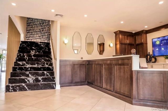 1324 Robin Lane 1195, Bayside, NY 11360