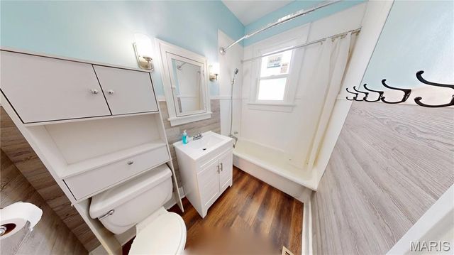 310 E South Avenue, Greenville, IL 62246
