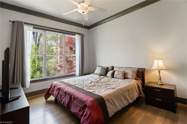 5360 Summer Hill Lane, Winston-salem, NC 27106