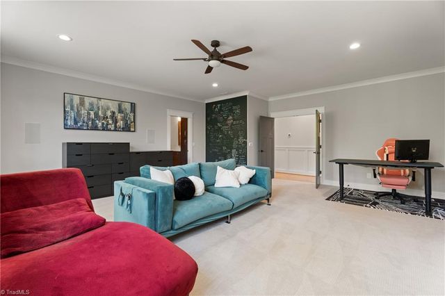5360 Summer Hill Lane, Winston-salem, NC 27106
