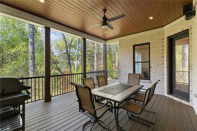 5360 Summer Hill Lane, Winston-salem, NC 27106