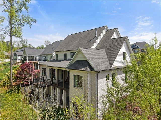 5360 Summer Hill Lane, Winston-salem, NC 27106
