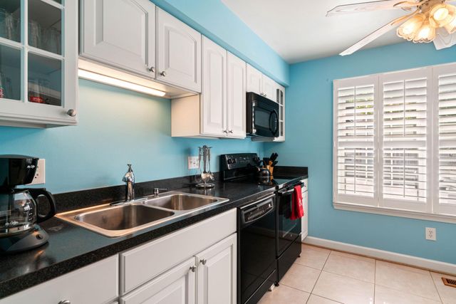 6122 ROCKY WAY, Centreville, VA 20120