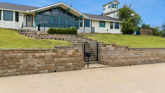 6634 E 60 Place, Tulsa, OK 74145