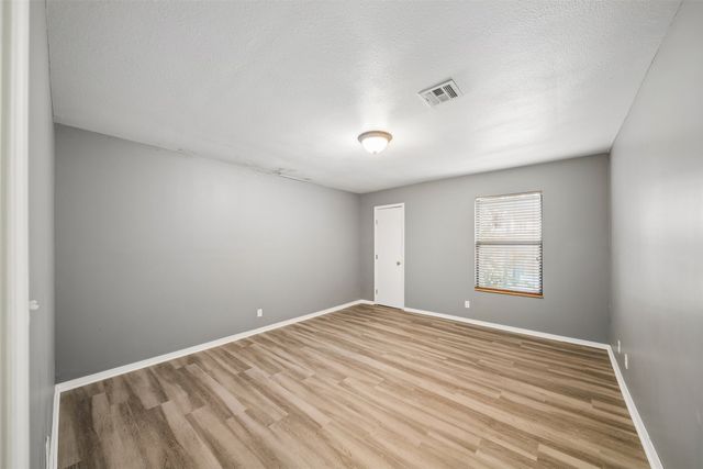 6634 E 60 Place, Tulsa, OK 74145