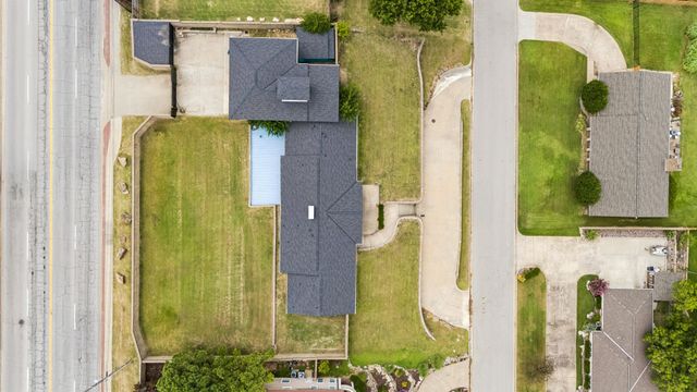 6634 E 60 Place, Tulsa, OK 74145