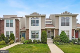 105 TEAKWOOD, Norristown, PA 19401
