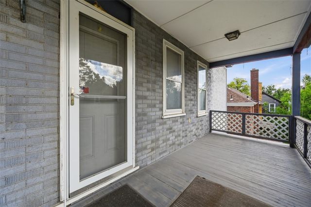 13 HAWTHORNE AVE, Crafton, PA 15205