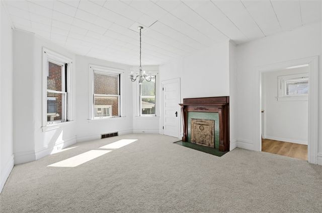 13 HAWTHORNE AVE, Crafton, PA 15205