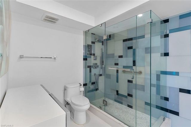 2171 Gulf Shore BLVD N 603, Naples, FL 34102