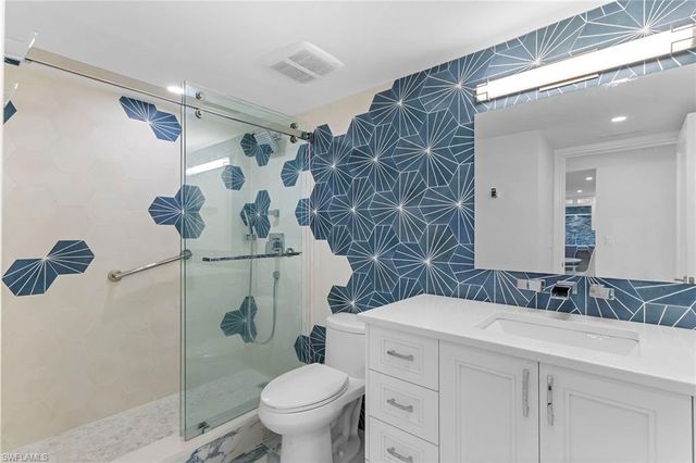 2171 Gulf Shore BLVD N 603, Naples, FL 34102