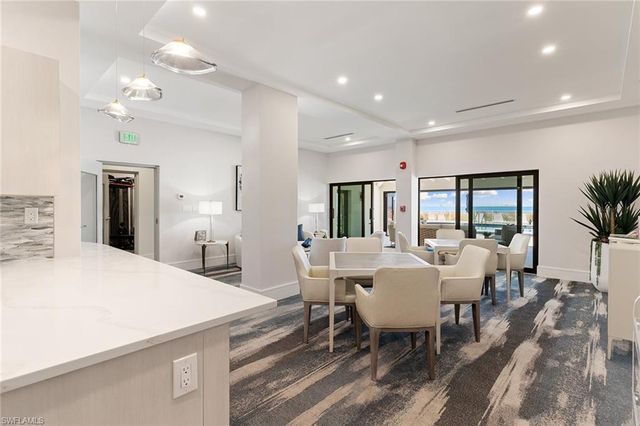 2171 Gulf Shore BLVD N 603, Naples, FL 34102