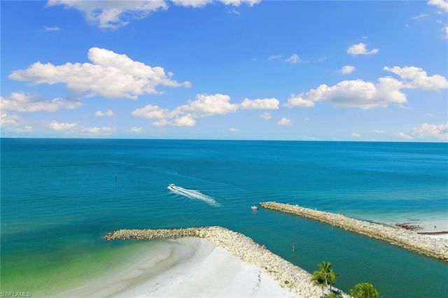 2171 Gulf Shore BLVD N 603, Naples, FL 34102