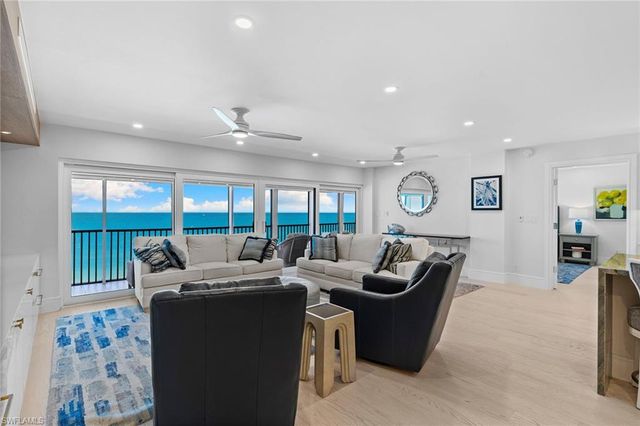 2171 Gulf Shore BLVD N 603, Naples, FL 34102