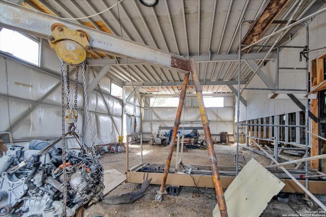 324 Doe, Canyon Lake, TX 78133