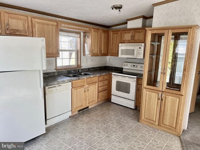 2304 BROWNSVILLE ROAD, Feasterville Trevose, PA 19053
