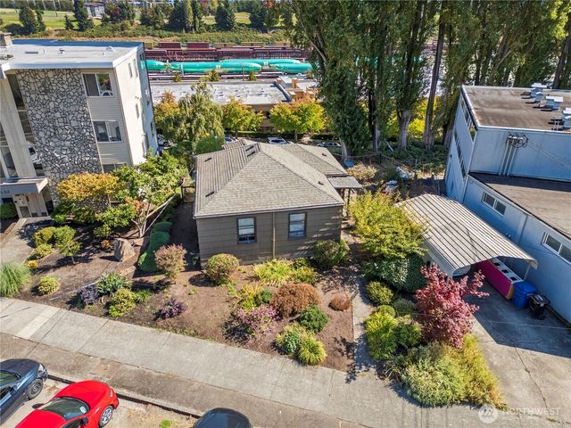 2600 2634 Thorndyke Avenue W, Seattle, WA 98199