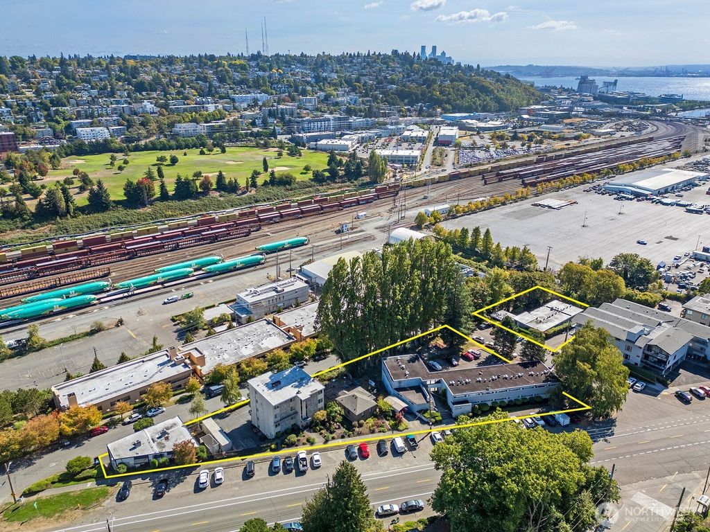 2600 2634 Thorndyke Avenue W, Seattle, WA 98199