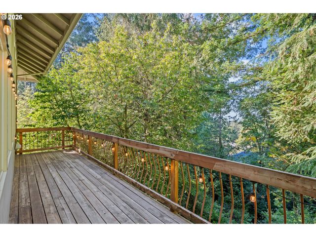 4249 Sw DOSCH Rd, Portland, OR 97239