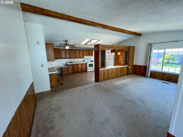 5660 DAISY St 48, Springfield, OR 97478