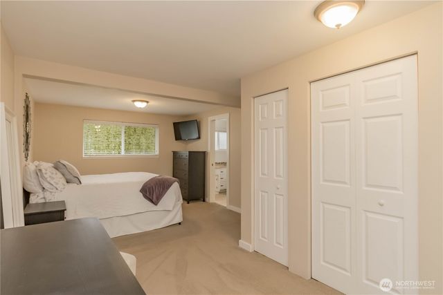 1060 Lynnwood Avenue NE, Renton, WA 98056