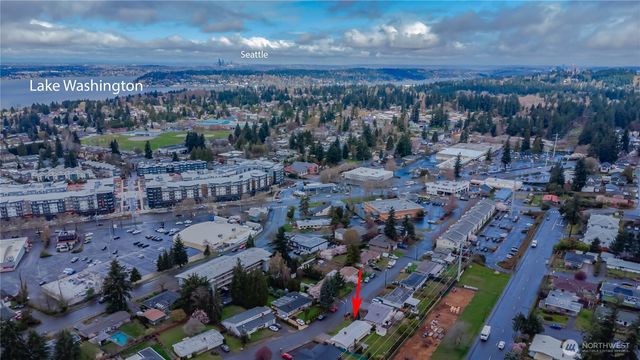 1060 Lynnwood Avenue NE, Renton, WA 98056