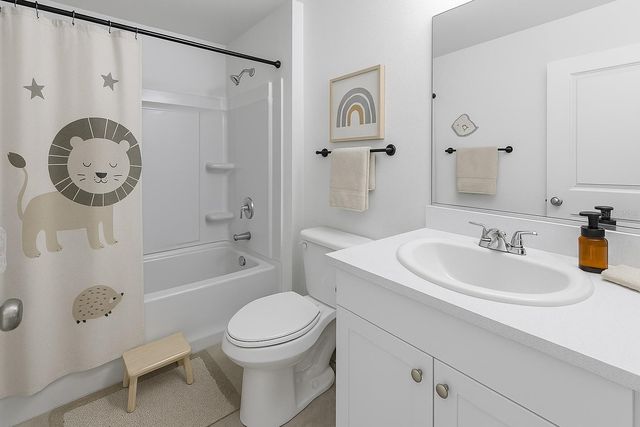 370 CORNERSTONE DRIVE, Groveland, FL 34736