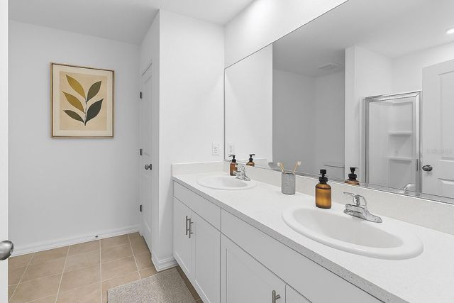 370 CORNERSTONE DRIVE, Groveland, FL 34736