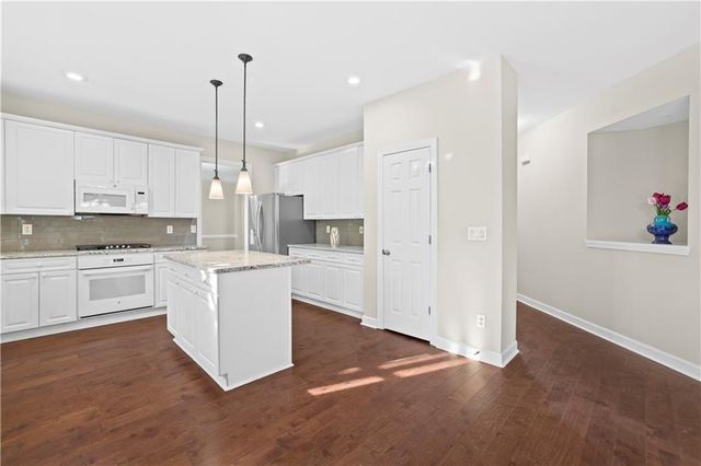 3010 Lakeside Court, Johns Creek, GA 30005