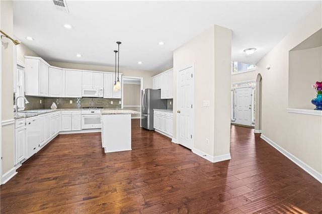 3010 Lakeside Court, Johns Creek, GA 30005