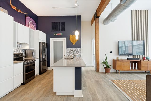2502 Live Oak Street 104, Dallas, TX 75204
