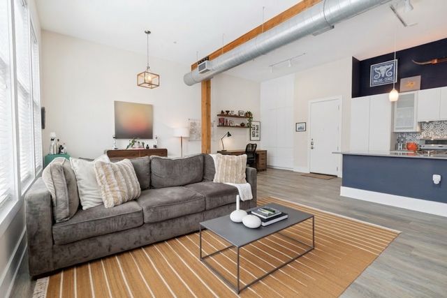 2502 Live Oak Street 104, Dallas, TX 75204