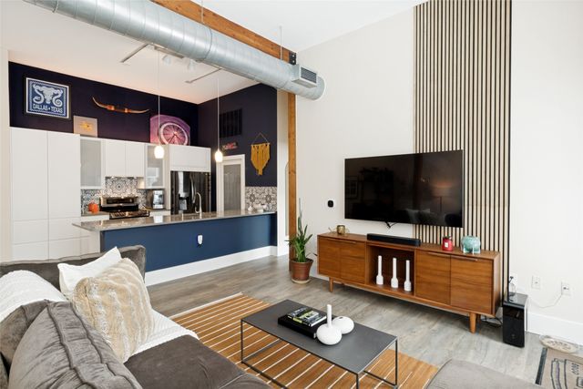 2502 Live Oak Street 104, Dallas, TX 75204