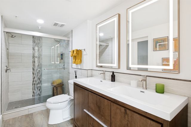 2502 Live Oak Street 104, Dallas, TX 75204