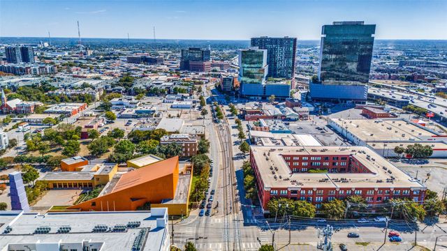 2502 Live Oak Street 104, Dallas, TX 75204
